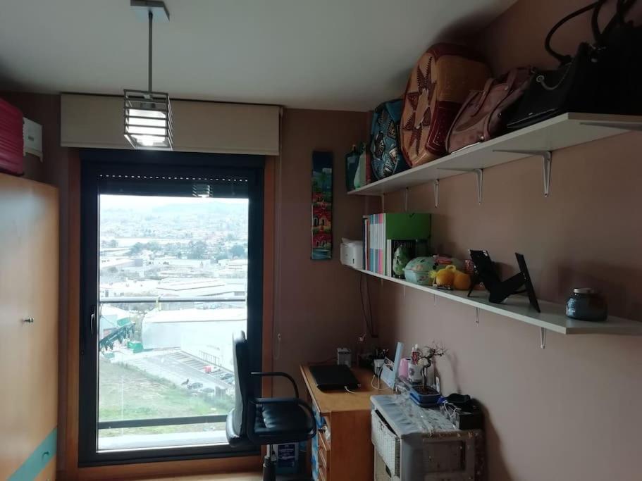 Habitacion En Piso Compartido Cerca De Playa De Samil Vigo Zewnętrze zdjęcie