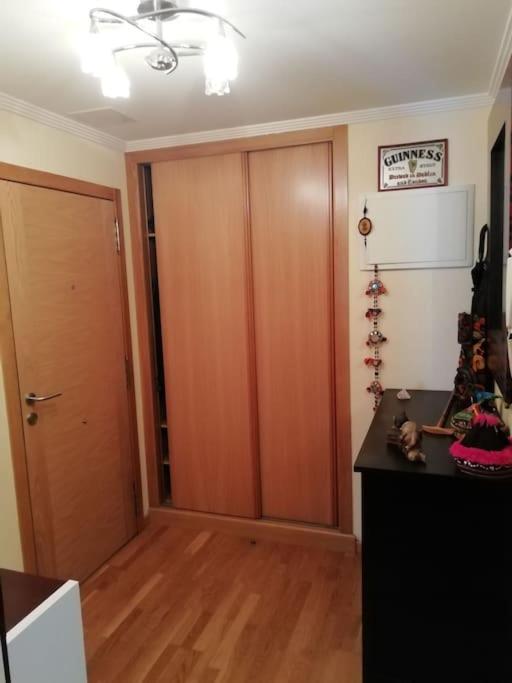 Habitacion En Piso Compartido Cerca De Playa De Samil Vigo Zewnętrze zdjęcie