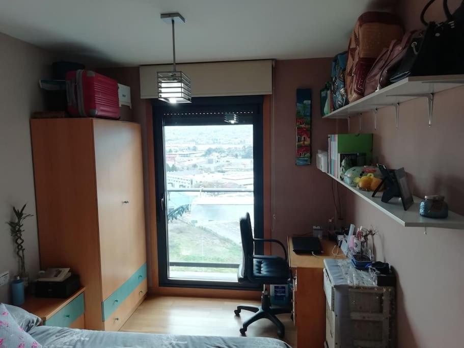Habitacion En Piso Compartido Cerca De Playa De Samil Vigo Zewnętrze zdjęcie