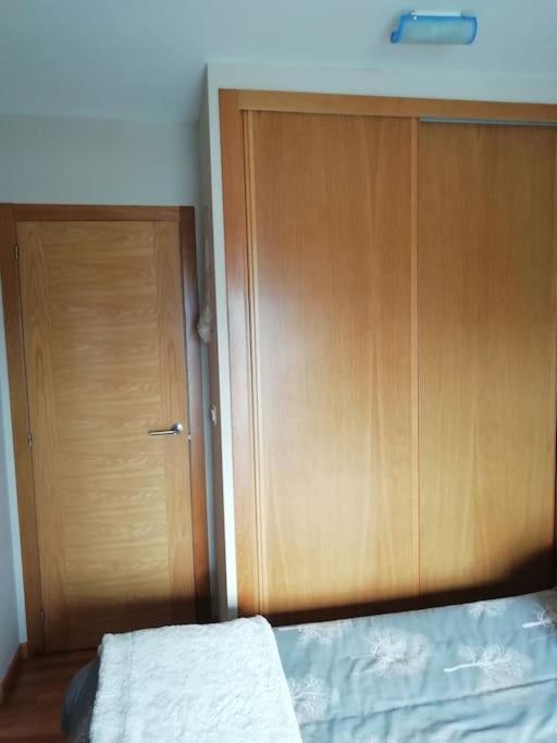 Habitacion En Piso Compartido Cerca De Playa De Samil Vigo Zewnętrze zdjęcie